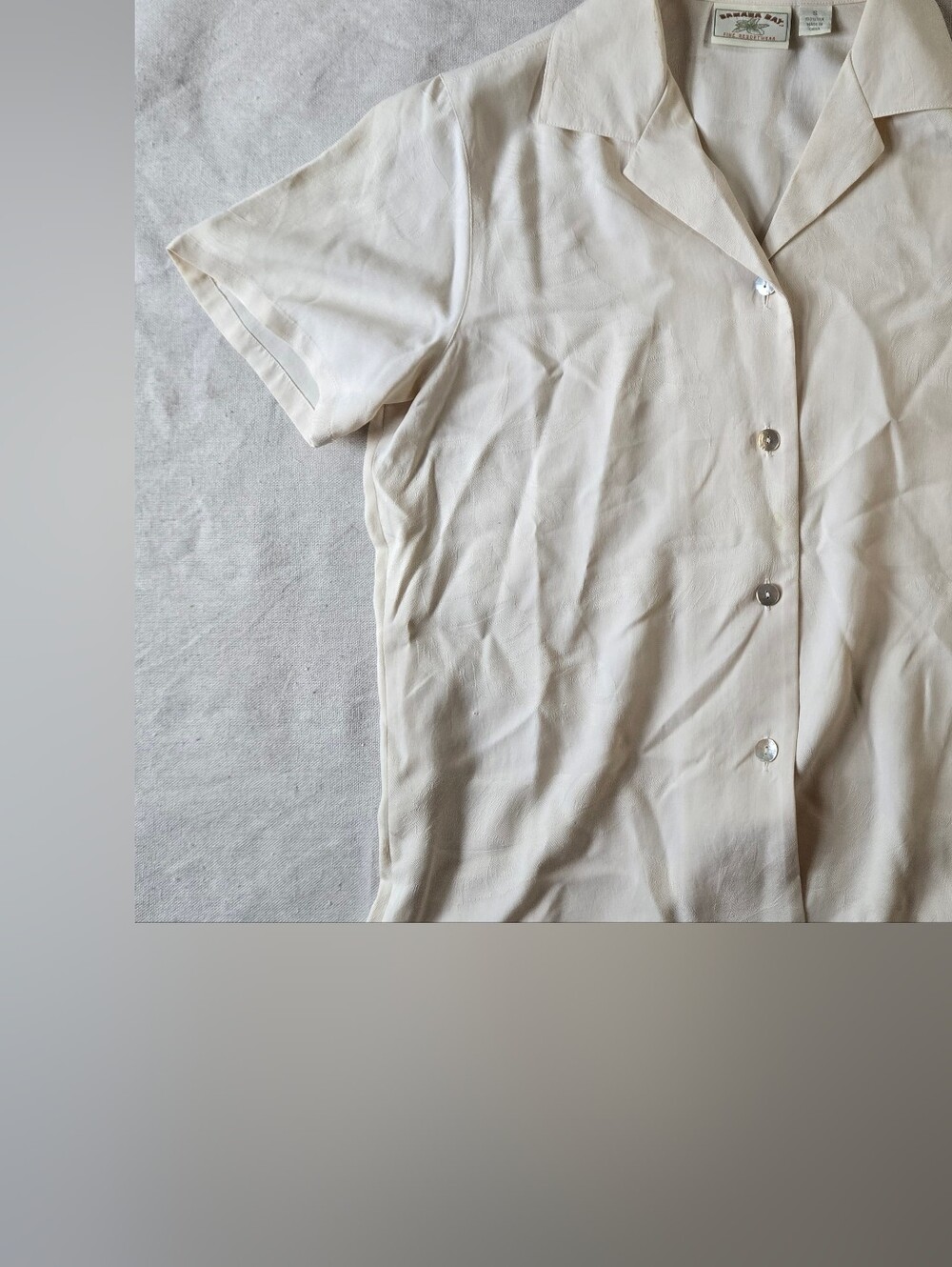 Banana Bay 100% Silk Cream Classic Short-Sleeve Blouse Resort Wear - Sz S